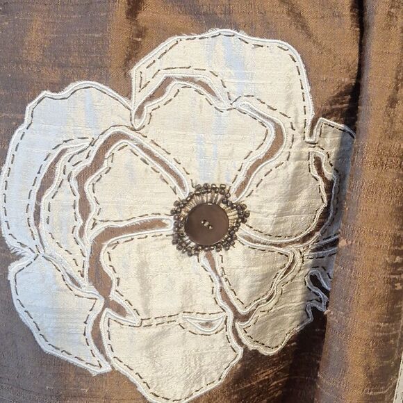 Kay Unger brown , champagne silk dress with floral button accent size 10 - Picture 6 of 10